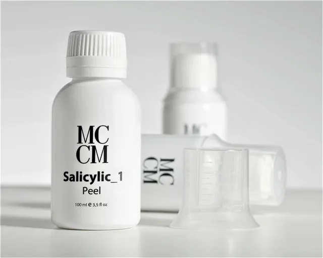 MCCM Peeling Salicylique 15% (1) | Imperfections, hyperpigmentation, brillance | un flacon de 100ml